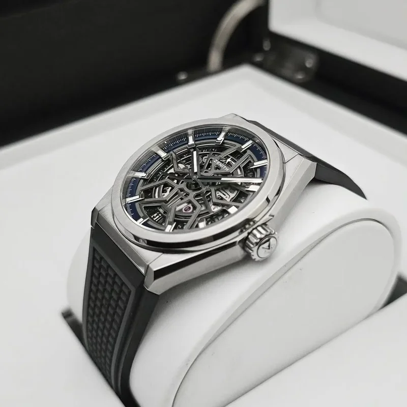 Thumb Defy Classic Titanium / Skeleton / Rubber