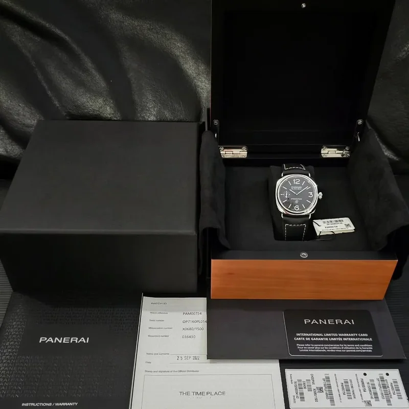 Thumb Radiomir Black Seal Logo