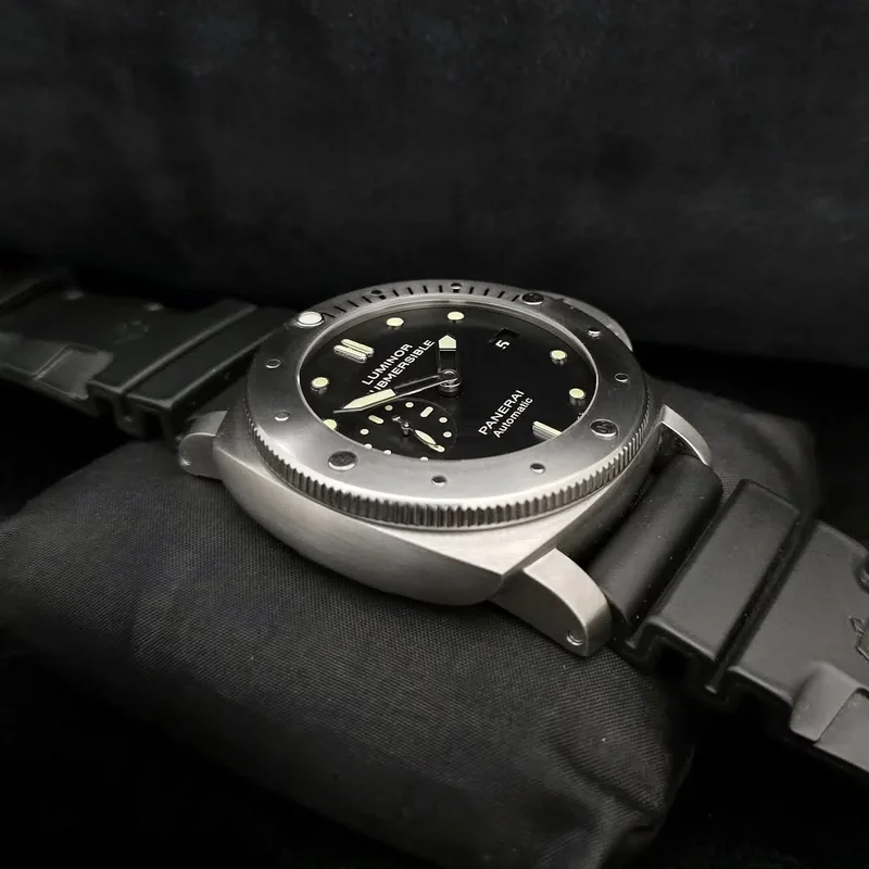 Thumb Luminor 1950 Submersible 3 Days Automatic