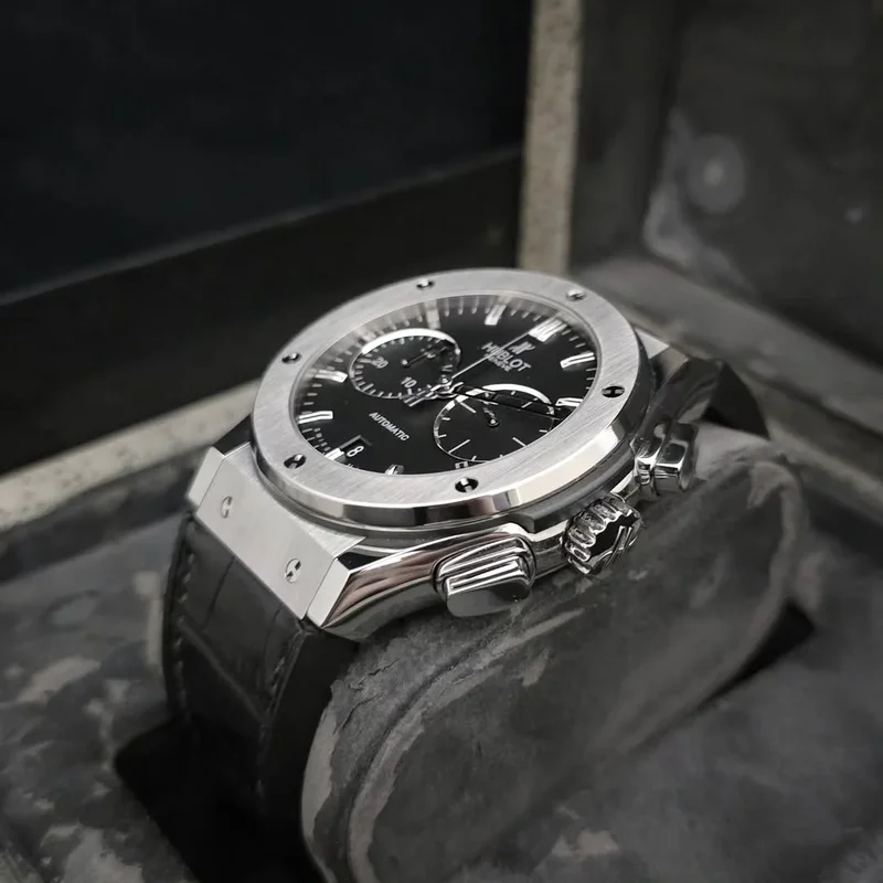 Thumb Classic Fusion 45 Chronograph Titanium / Black / Alligator
