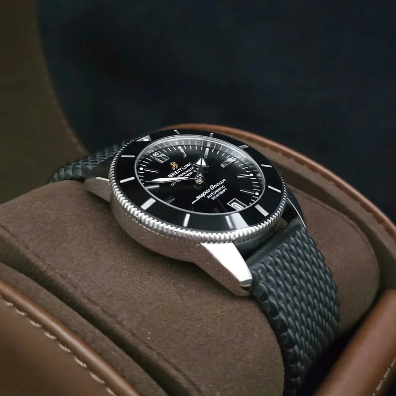 Thumb Superocean Heritage II 42 Stainless Steel / Black / Black / Rubber / Pin