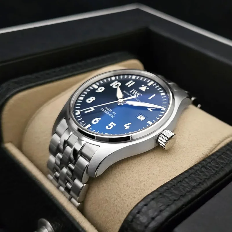 Thumb Pilot's Watch Mark XX Stainless Steel / Blue / Bracelet