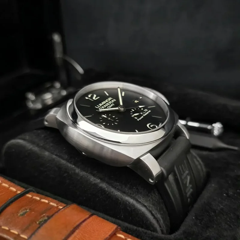 Thumb Luminor 1950 3 Days GMT Power Reserve Automatic Acciacio 44mm