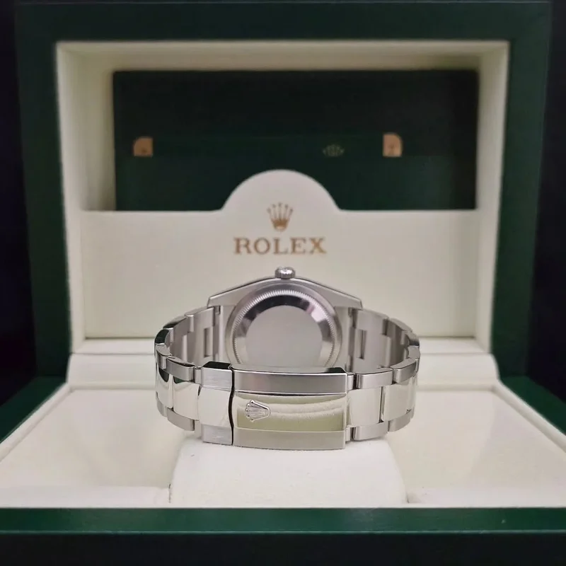 Thumb Datejust 36 Stainless Steel Domed / Oyster / Silver