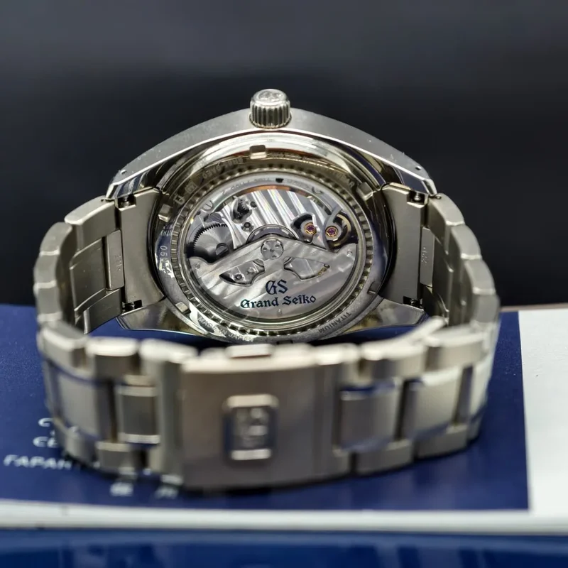 Thumb Spring Drive Stainless Steel / Snowflake / Bracelet