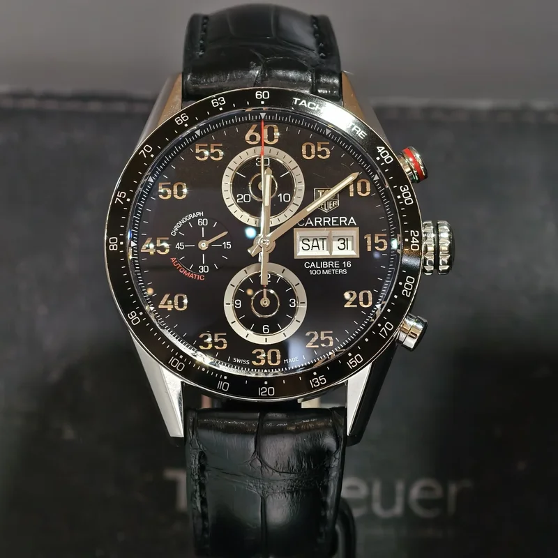 Carrera Calibre 16 Day Date 43 Stainless Steel / Black / Alligator