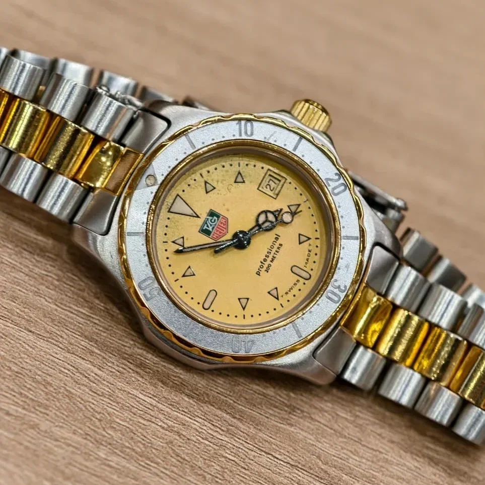 Professional 2000 Quartz