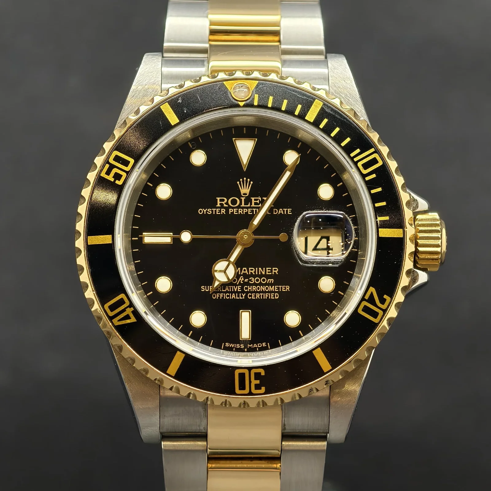 Submariner Date 16613 Black Superluminova