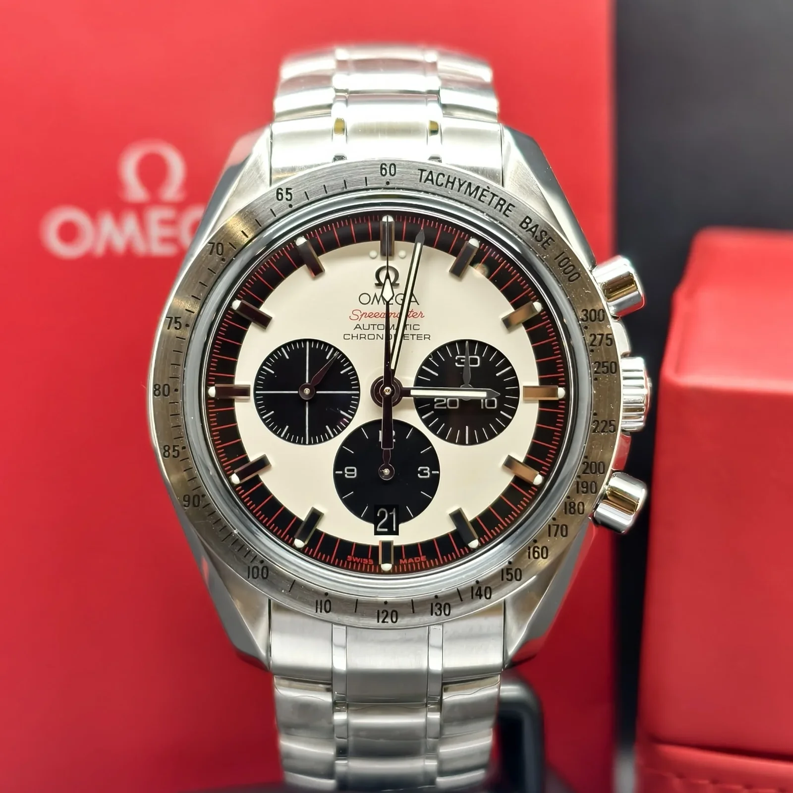 Speedmaster Michael Schumacher Stainless Steel / Panda / Bracelet / The Legend Silver