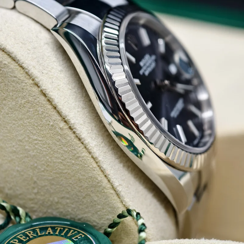 Thumb Datejust 41 Stainless Steel Fluted / Oyster / Dark Rhodium