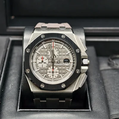 Royal Oak Offshore 44 Titanium / Ceramic / Grey / Rubber