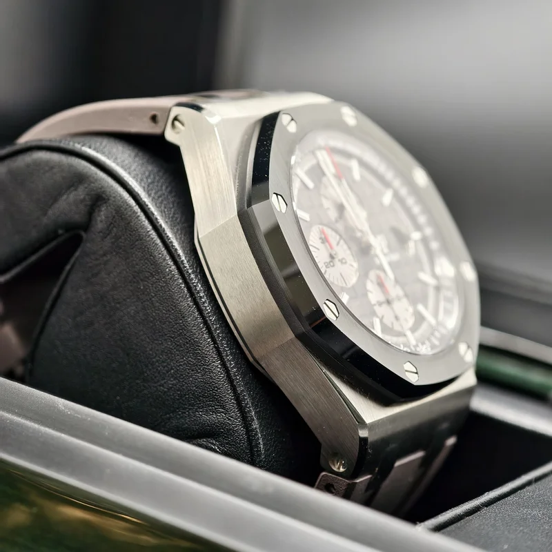 Thumb Royal Oak Offshore 44 Titanium / Ceramic / Grey / Rubber