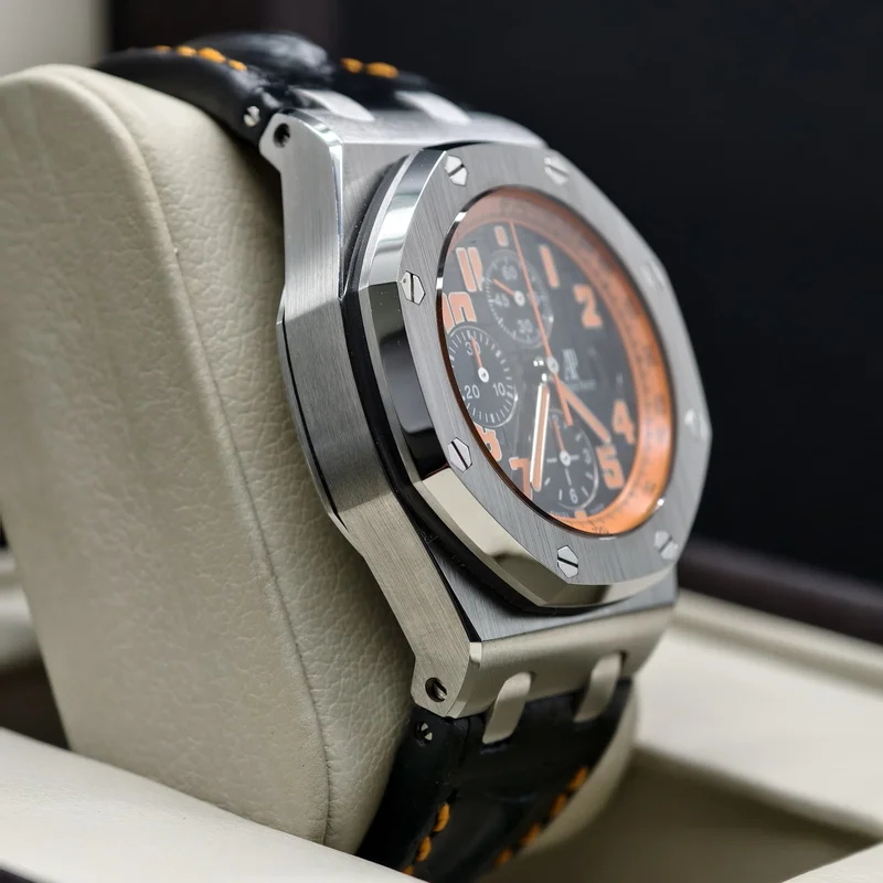 Thumb Royal Oak Offshore 26170 Chronograph Volcano