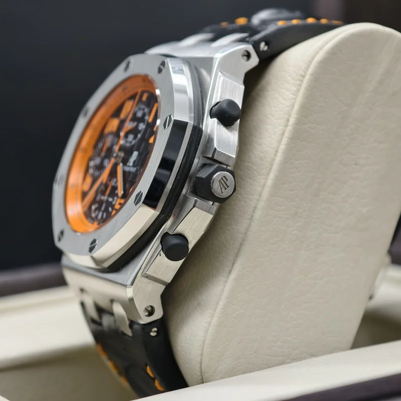 Thumb Royal Oak Offshore 26170 Chronograph Volcano