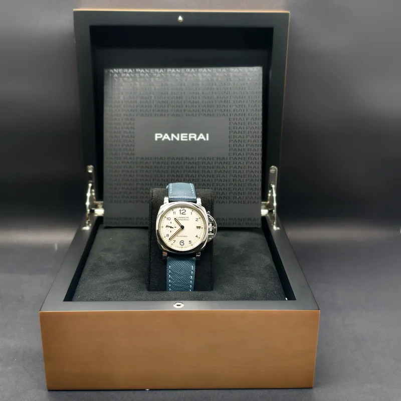 Thumb Luminor Due 38 Automatic Stainless Steel / White