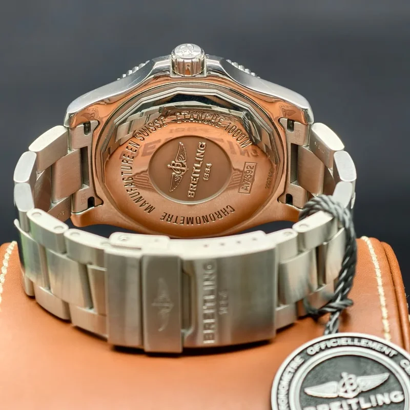 Thumb Superocean II 44 Stainless Steel / Black / Volcano Black / Bracelet