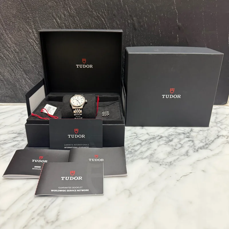 Thumb 1926 28 Stainless Steel / Opaline