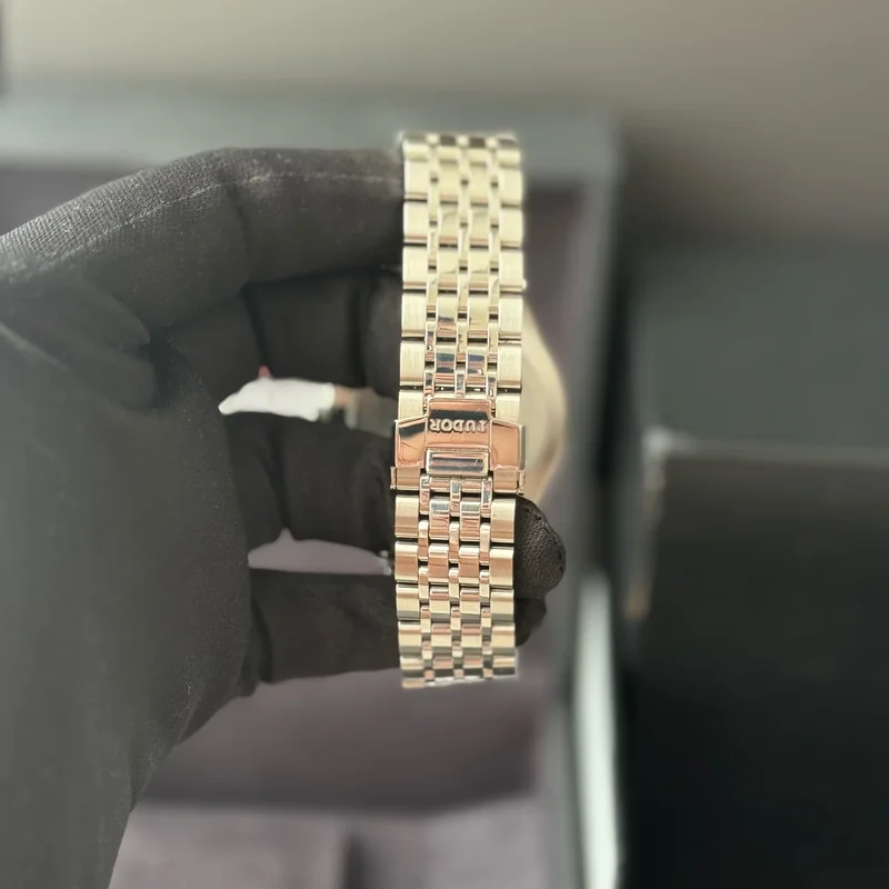 Thumb 1926 41 Stainless Steel / Opaline