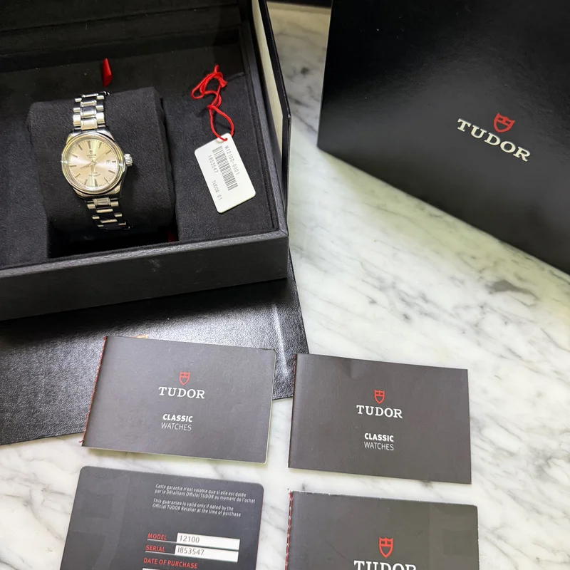 Thumb Style 28 Stainless Steel / Silver / Bracelet