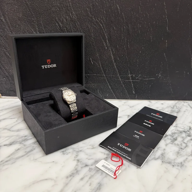 Thumb 1926 28 Stainless Steel / Silver